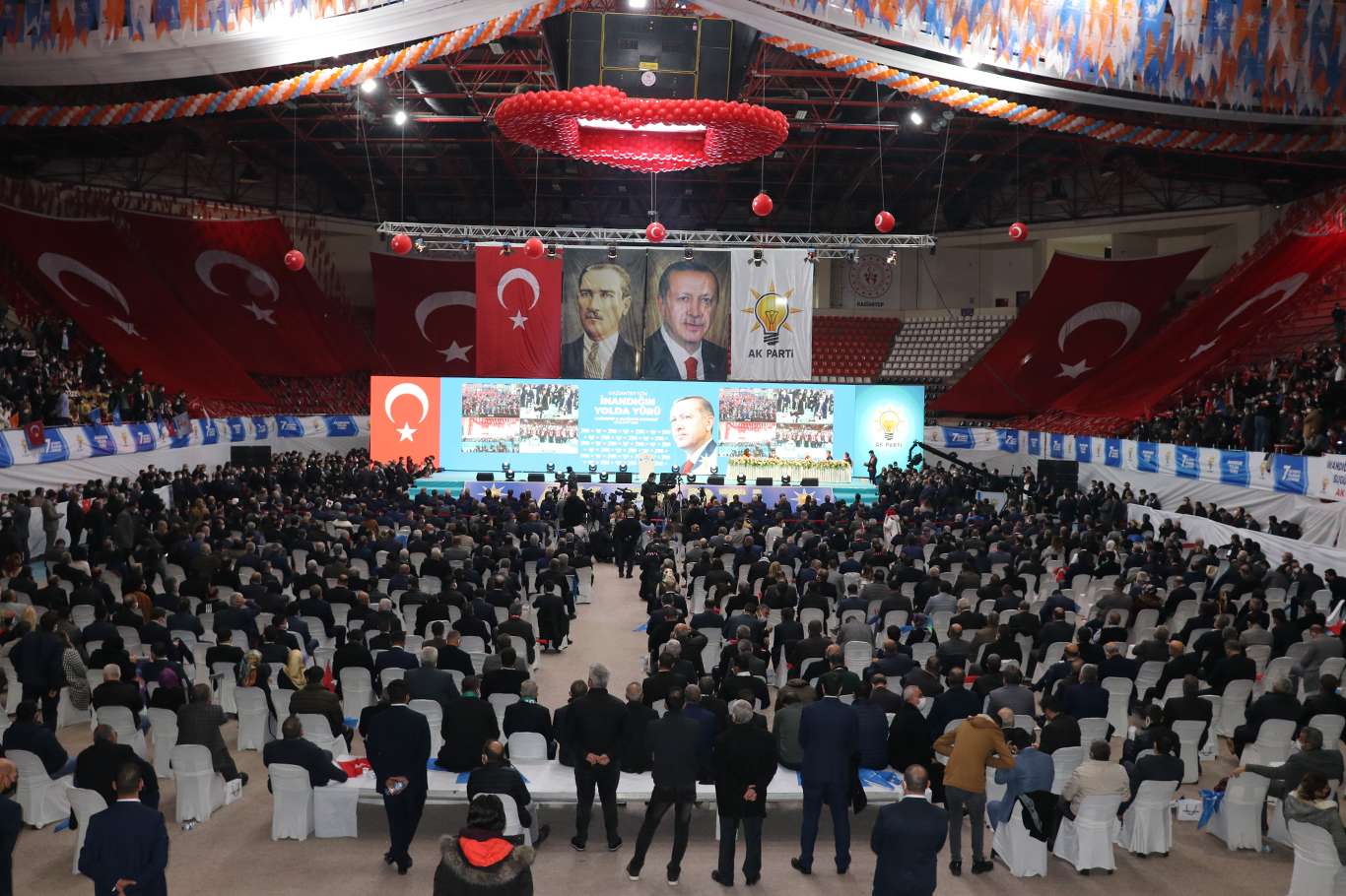 AK Parti Gaziantep 7’inci Olağan İl Kongresi yapıldı AK Parti Gaziantep 7’inci Olağan İl Kongresi yapıldı